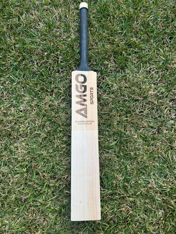 AMGO “PLAYERS EDITION” Players Grade ENGLISH WILLOW BAT – 1189 gms - Adult LONG Handle