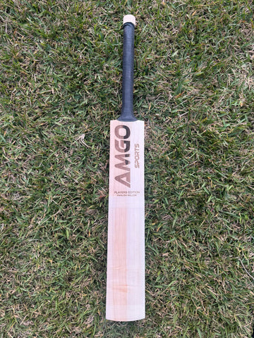 AMGO “PLAYERS EDITION” Players Grade ENGLISH WILLOW BAT – 1209 gms - Adult LONG Handle