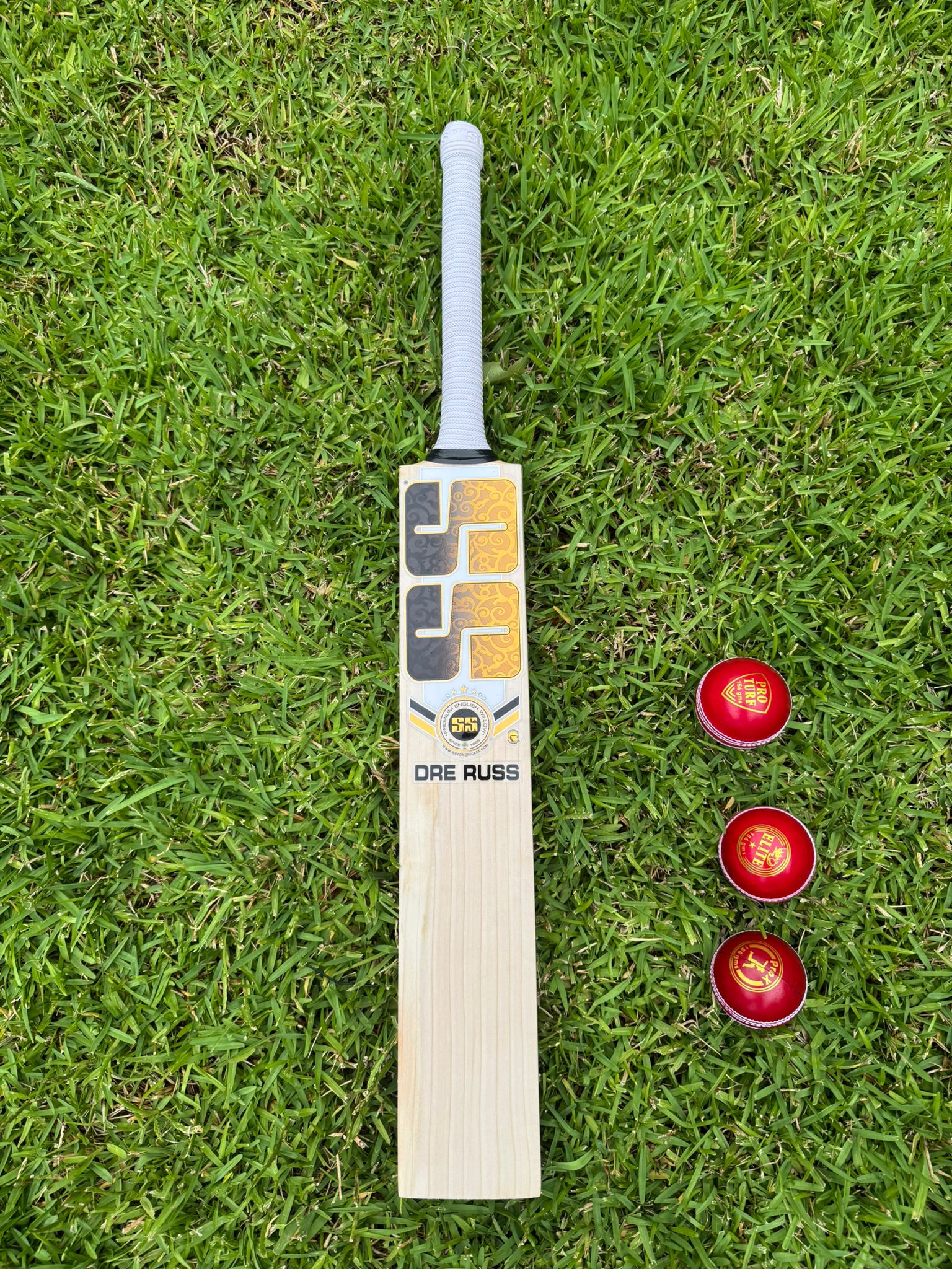 DRE RUSS Players Bat SS - premium grade 1 English willow